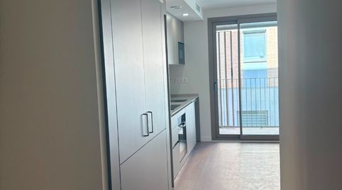 Foto 4 de Apartamento de alquiler en Carrer del Castell, Can Fatjó - Sant Jordi Park - Plana del Castell, Rubí