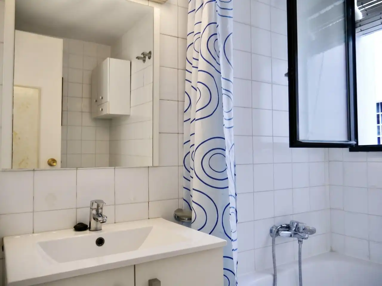 Baño de Piso en venta en Sevilla con Aire acondicionado, Terraza y Balcón