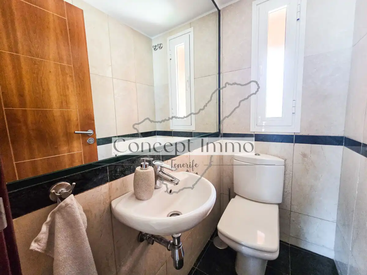 Detached homes for sale in Calle Tajore, Playa de Fañabé