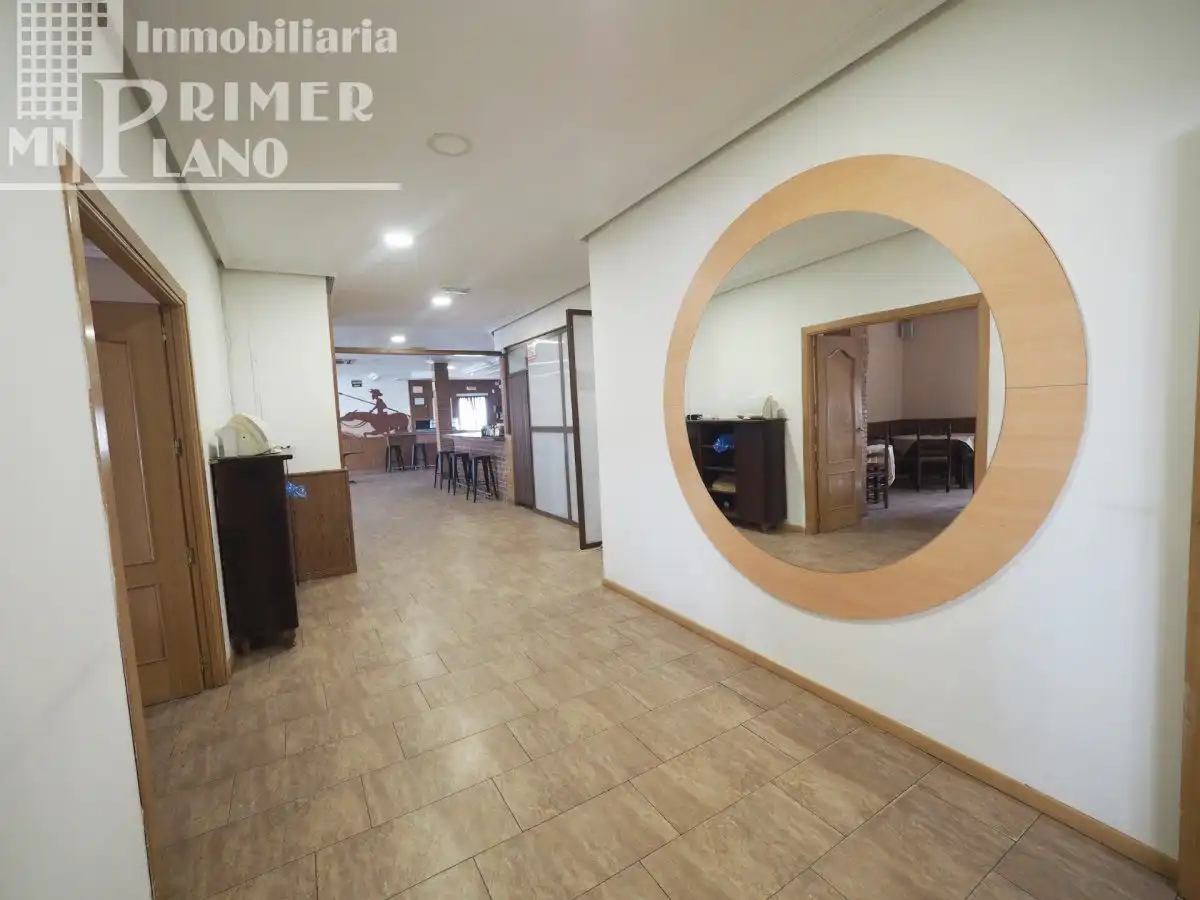 Edificio en venta en La Solana  
