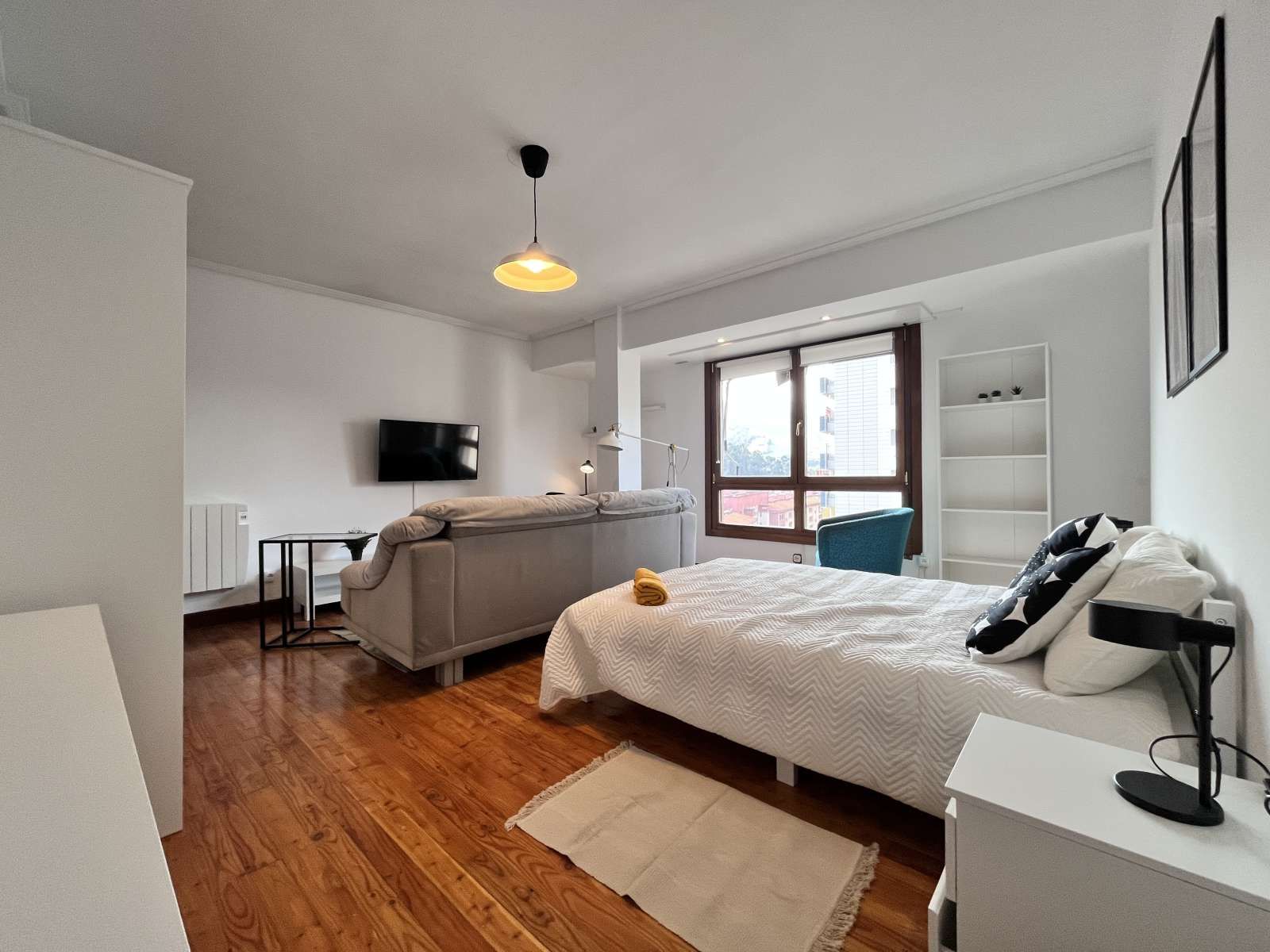 Bedroom of Flat to share in Bilbao   with Air Conditioner and Terrace