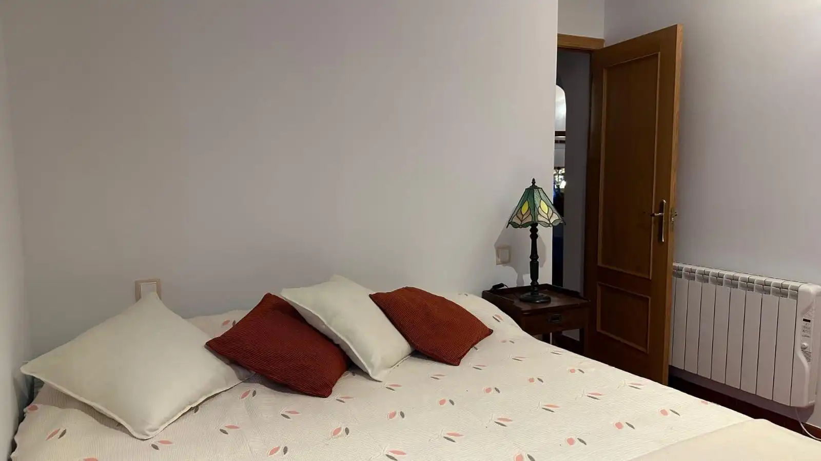Habitación de Piso de alquiler en Miraflores de la Sierra con Calefacción y Amueblado