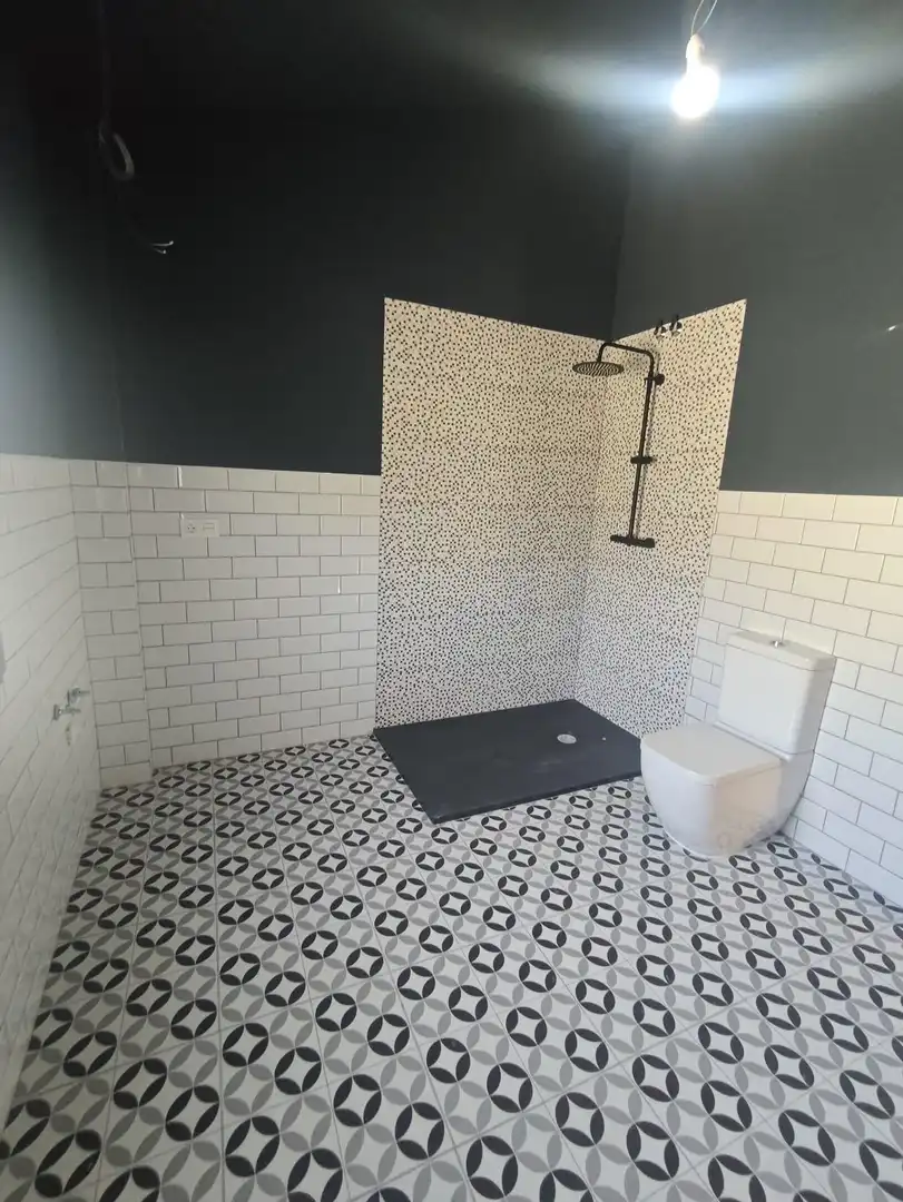 Bathroom of Houses for sale in Petrer  with Private garden, Terrace and Balcony