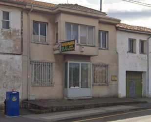 Vista exterior de Casa adosada en venda en Torrelavega  amb Balcó