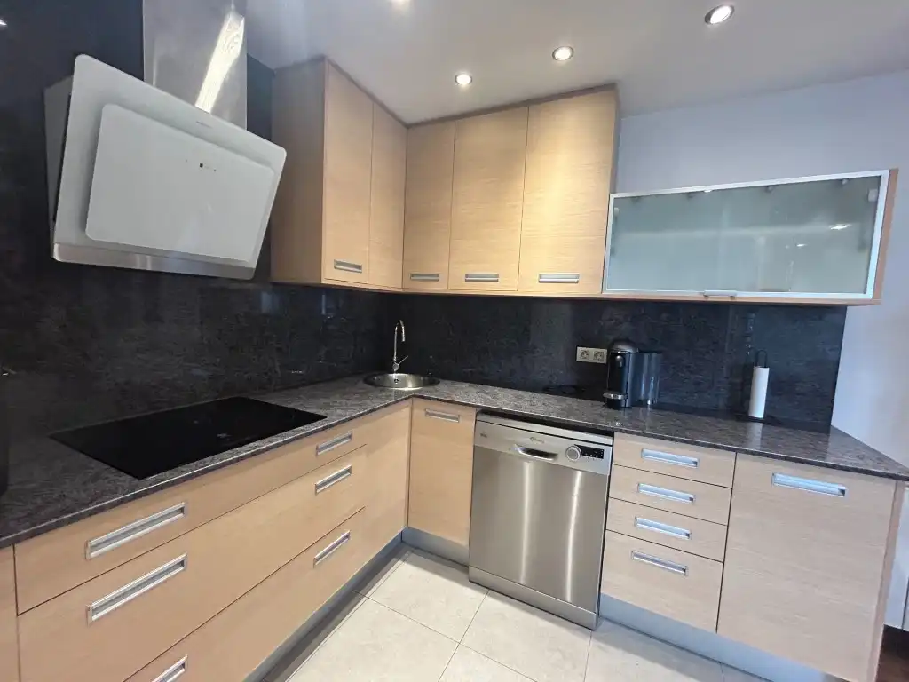 Cocina de Dúplex en venta en Badalona con Calefacción, Parquet y Alarma