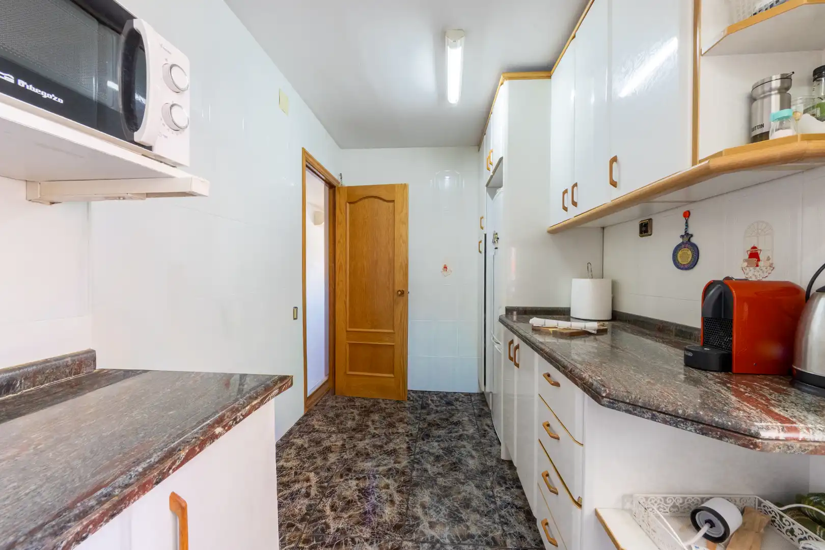 Kitchen of Flat for sale in Tarragona  with Air Conditioner, Oven and Washing machine