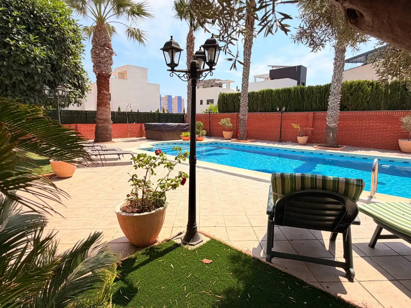 Swimming pool of Houses for sale in Cartagena  with Air Conditioner, Heating and Private garden