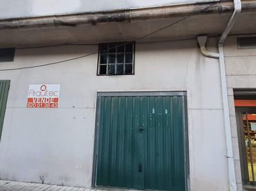 Local comercial en venda a Rua Feal 1