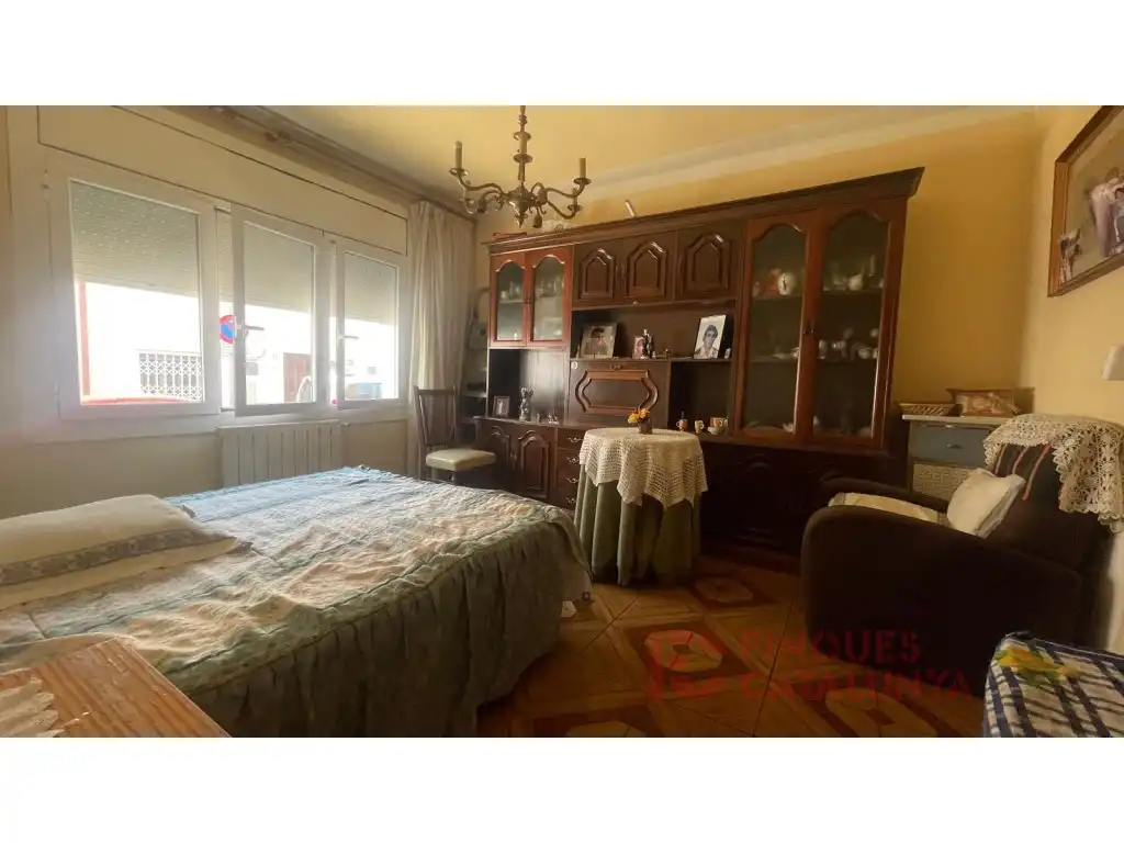 Habitación de Casa o chalet en venta en Girona