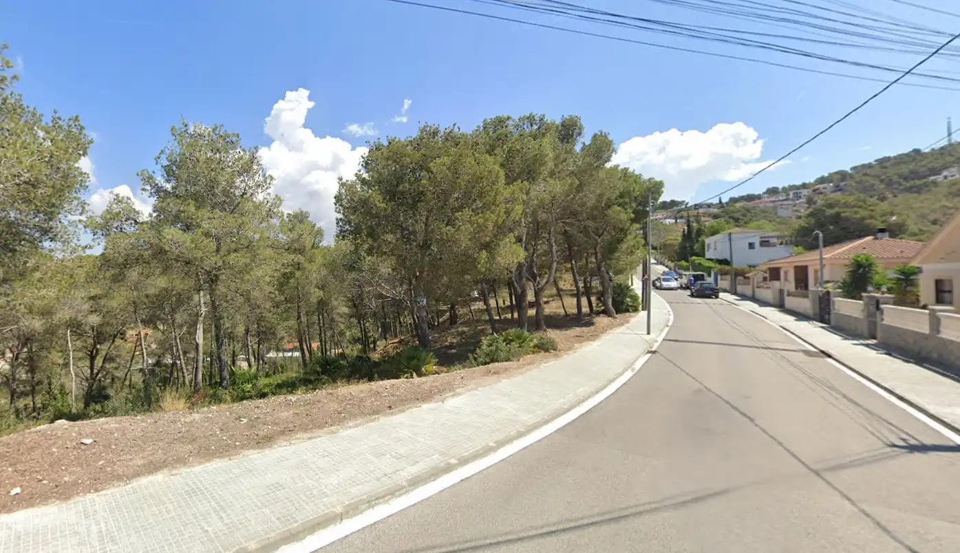 Terreno residencial en venta en Avinguda California