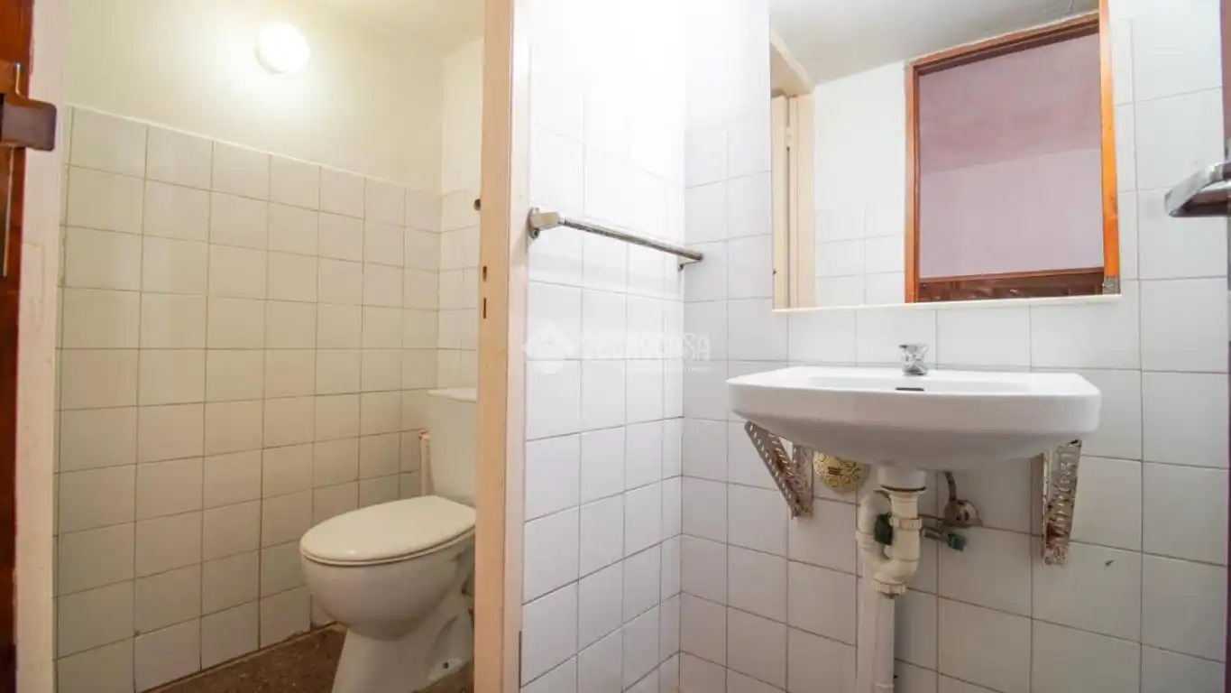 Baño de Local en venta en Santa Cruz de Tenerife