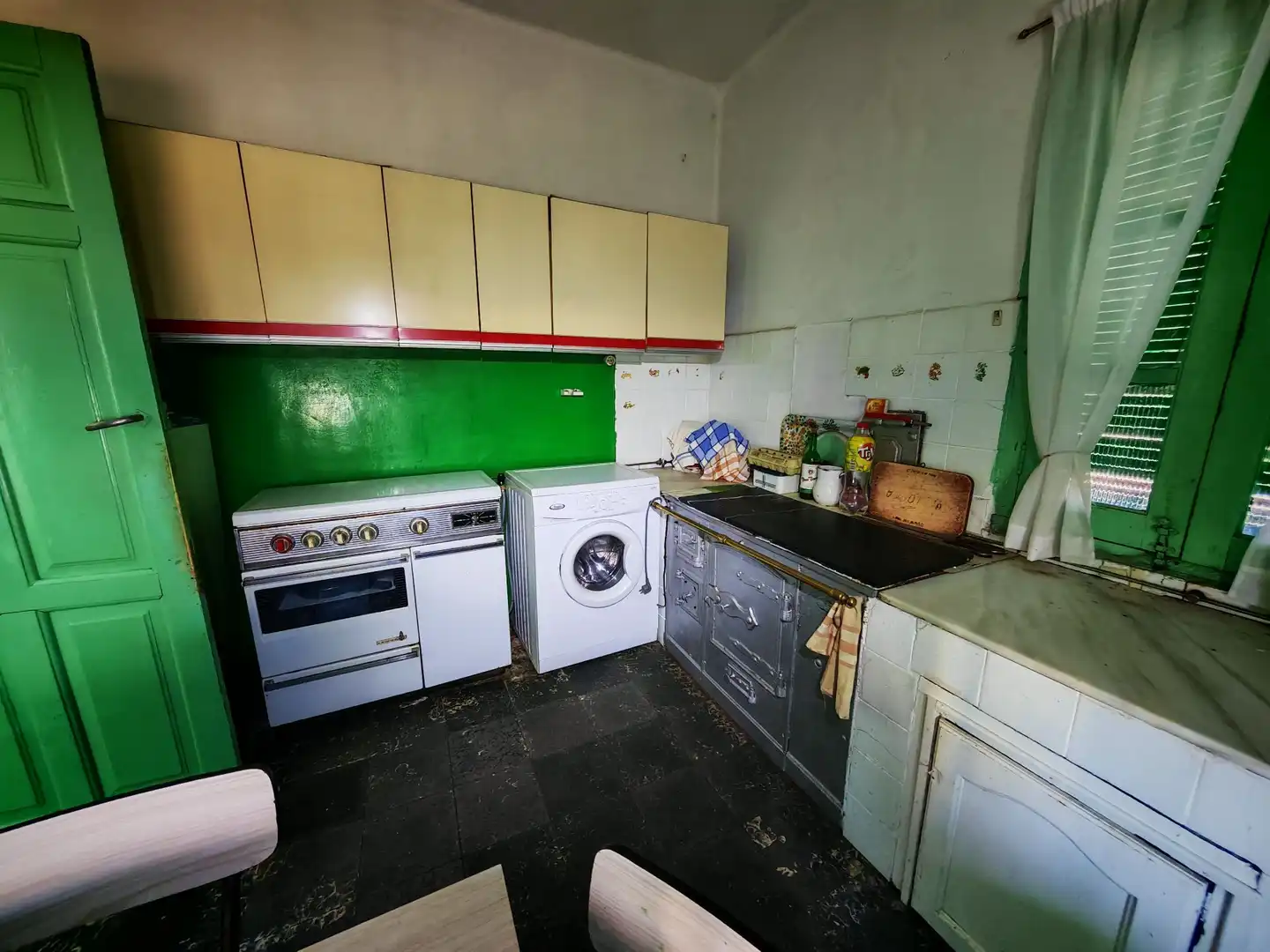 Kitchen of Houses for sale in Castropodame  with Private garden and Storage room