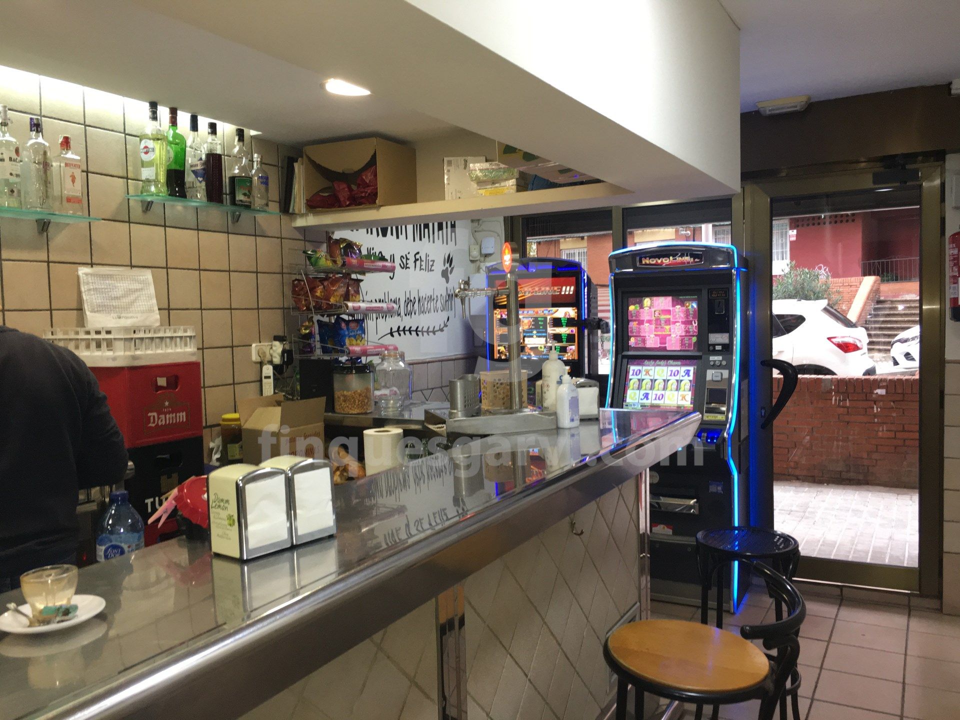Local en venta en Badalona con Aire acondicionado