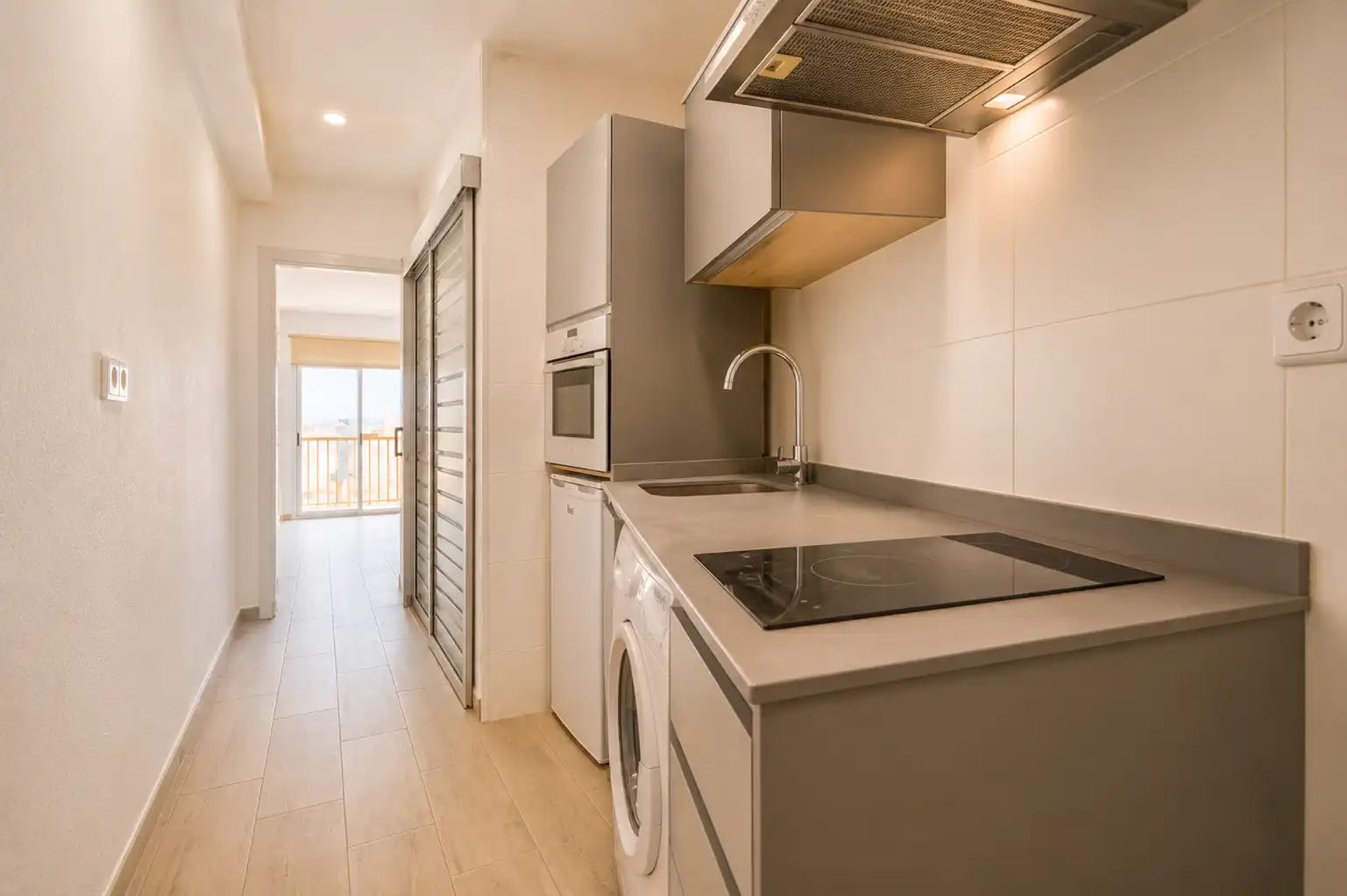 Apartamento con ascensor en venta en Passeig Maritim 116, imagen 9