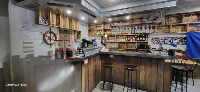 Local comercial en Alquiler en Calle Valtierra en Chantrea