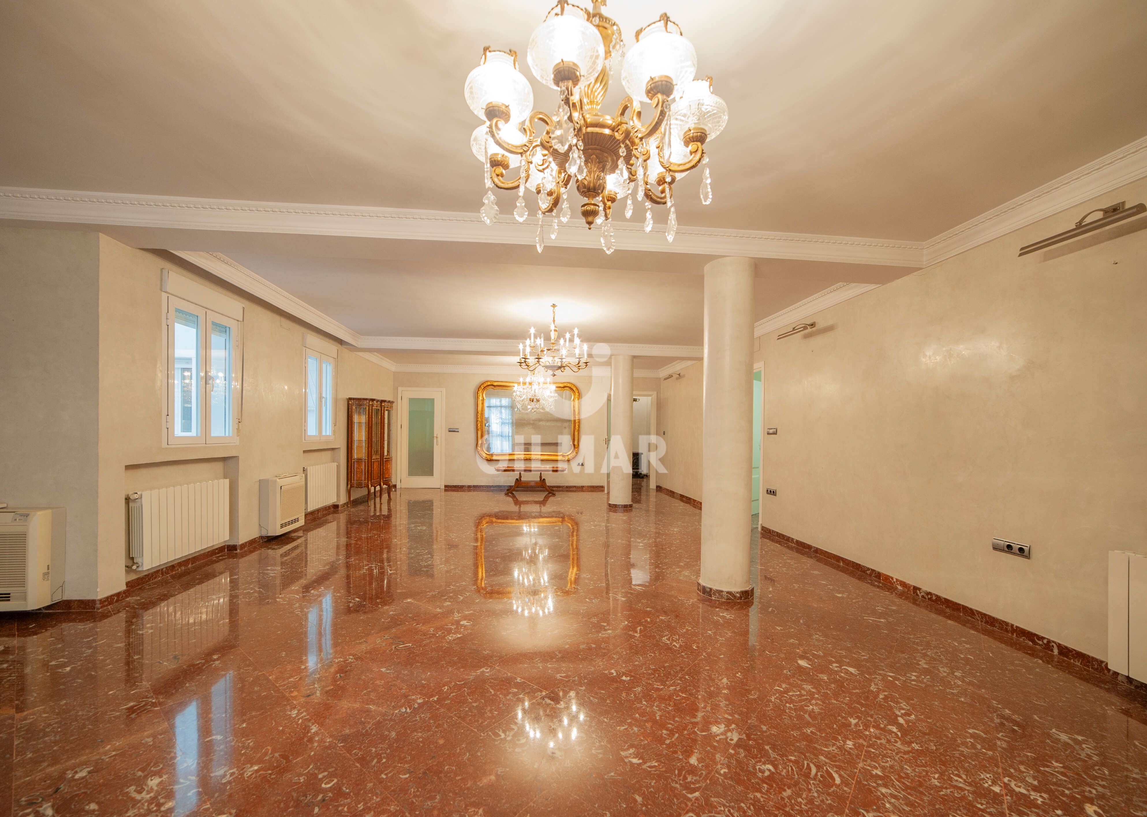 Flat for sale in  Sevilla Capital  with Heating, Storage room and Balcony