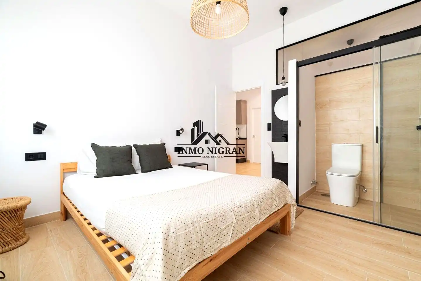Habitación de Planta baja de alquiler en Nigrán con Amueblado y Piscina comunitaria