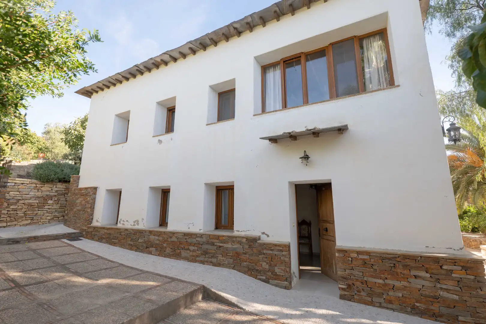 Außenansicht von Country house zum Verkauf in Válor mit Privatgarten, Terrasse und Abstellraum