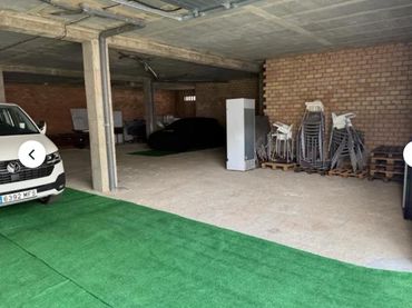 Local comercial en venda a Calle Cofa