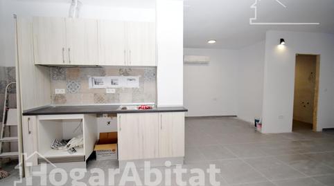 Foto 3 de Pis en venda a Calle Santiago, Avenida de Abril - 9 de Octubre, Sagunto / Sagunt