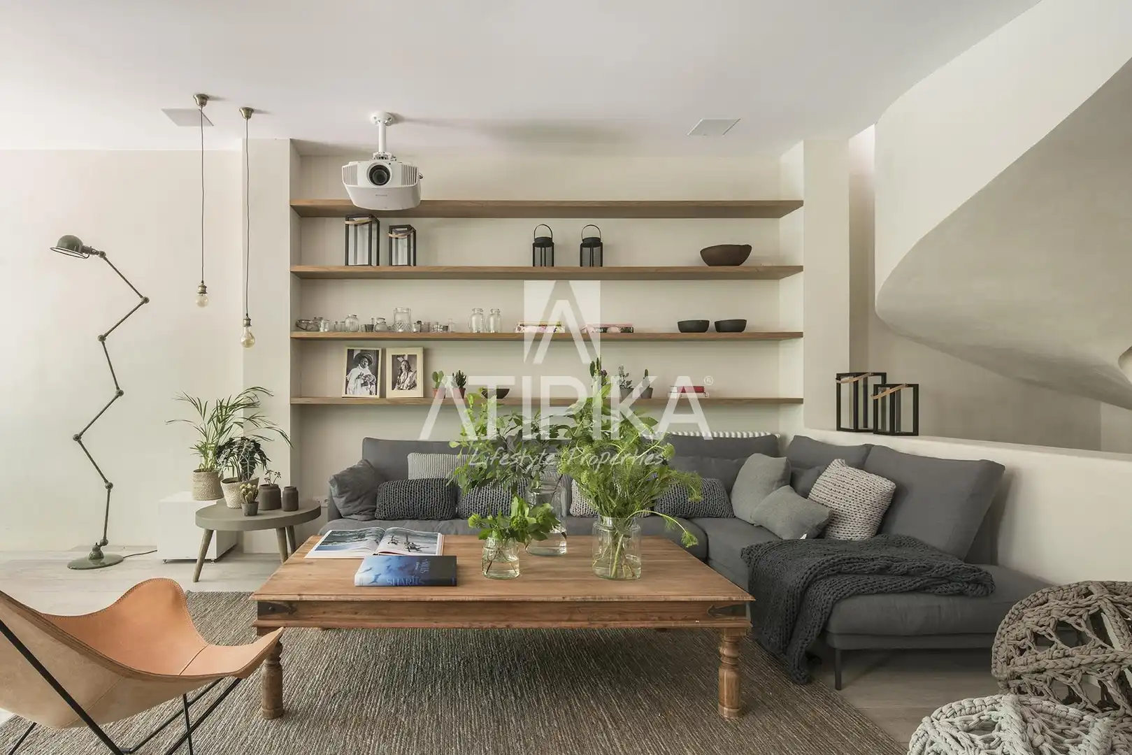Sala de estar de Casa o chalet en venta en Barcelona con Aire acondicionado, Calefacción y Trastero