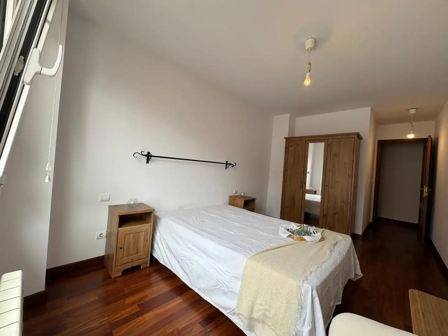 Habitación de Piso en venta en Torrelavega  con Parquet, Trastero y Amueblado
