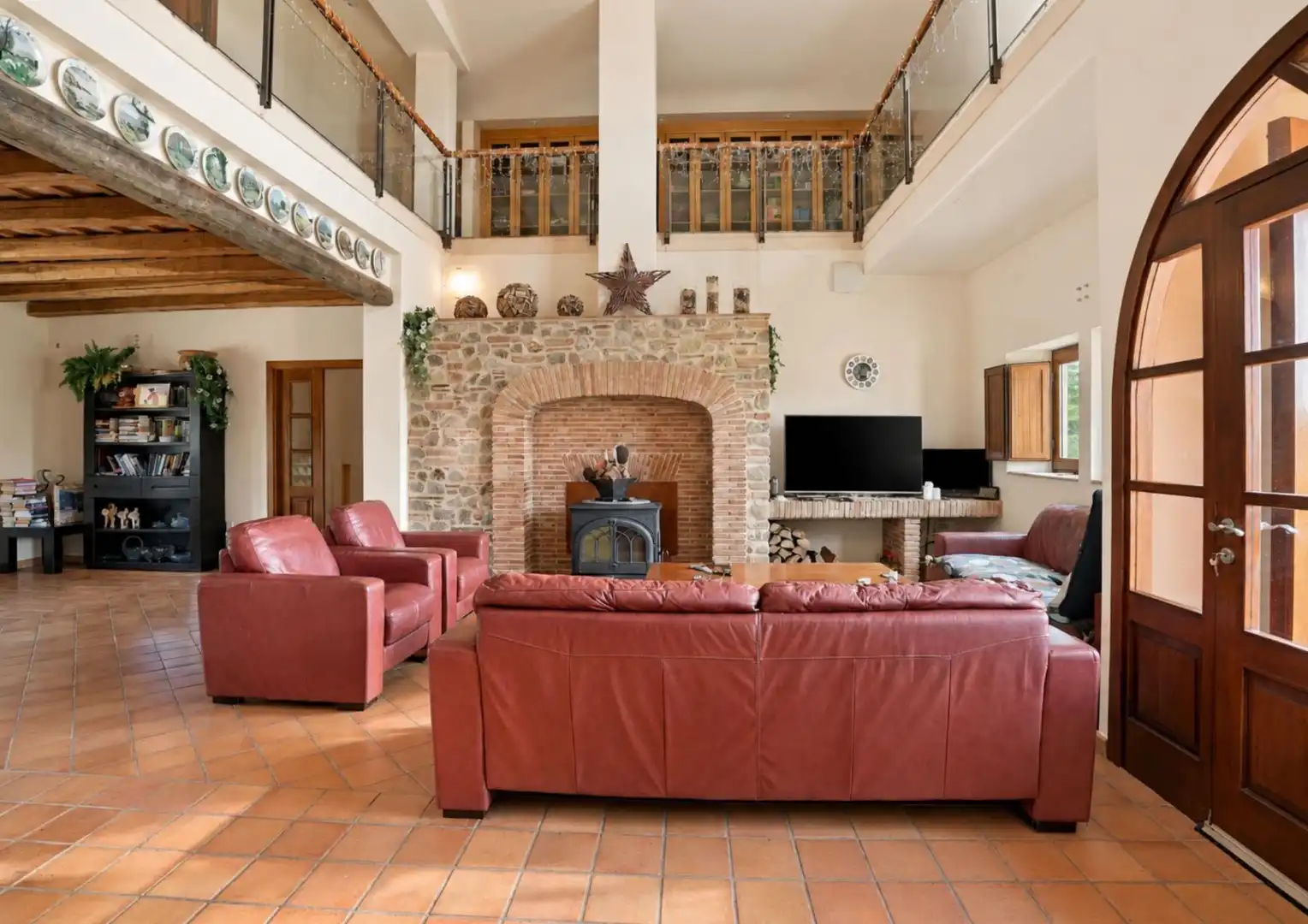 Sala d'estar de Finca rústica en venda en Vilobí d'Onyar amb Jardí privat, Terrassa i Piscina