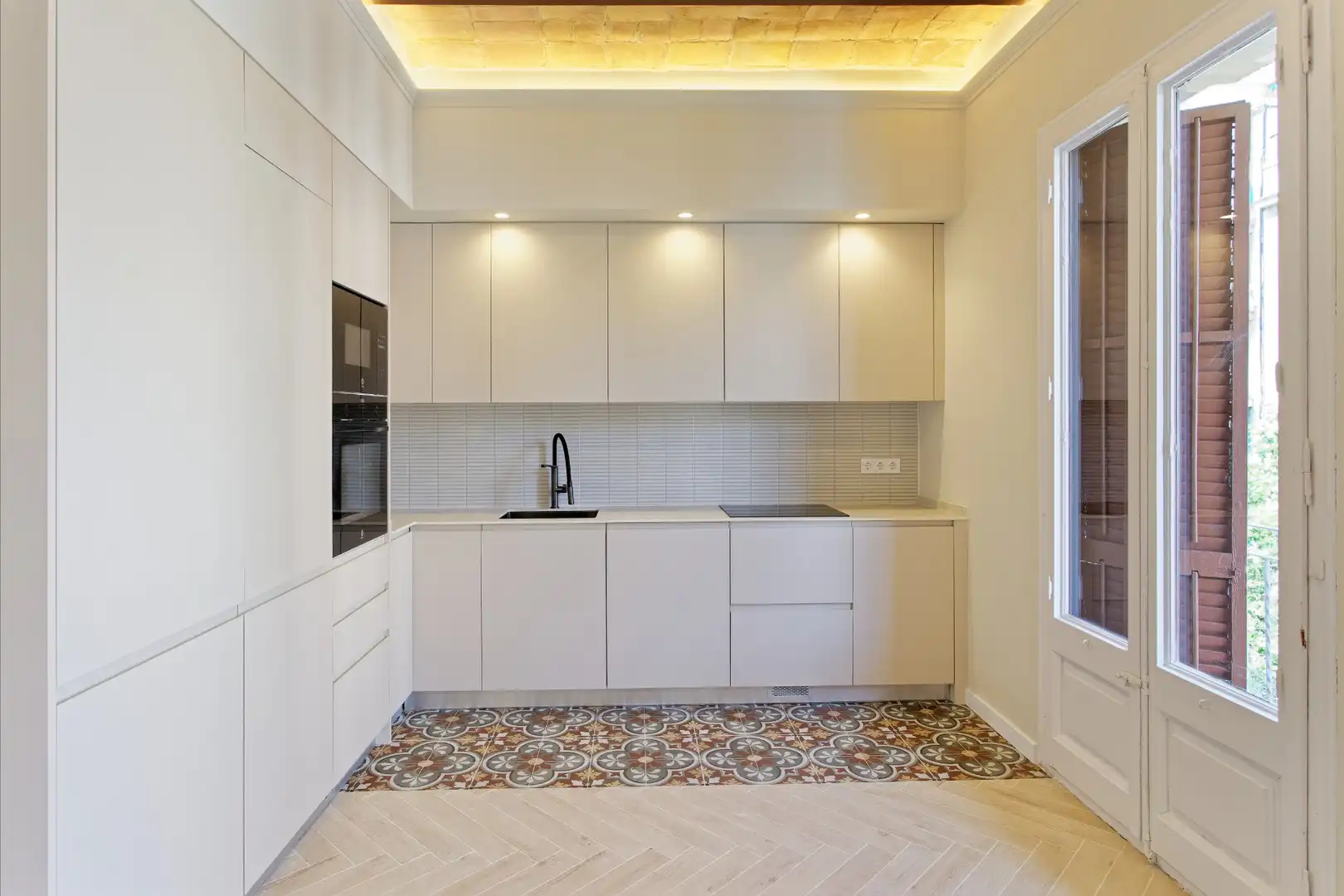 Cocina de Piso en venta en Barcelona con Aire acondicionado, Calefacción y Horno