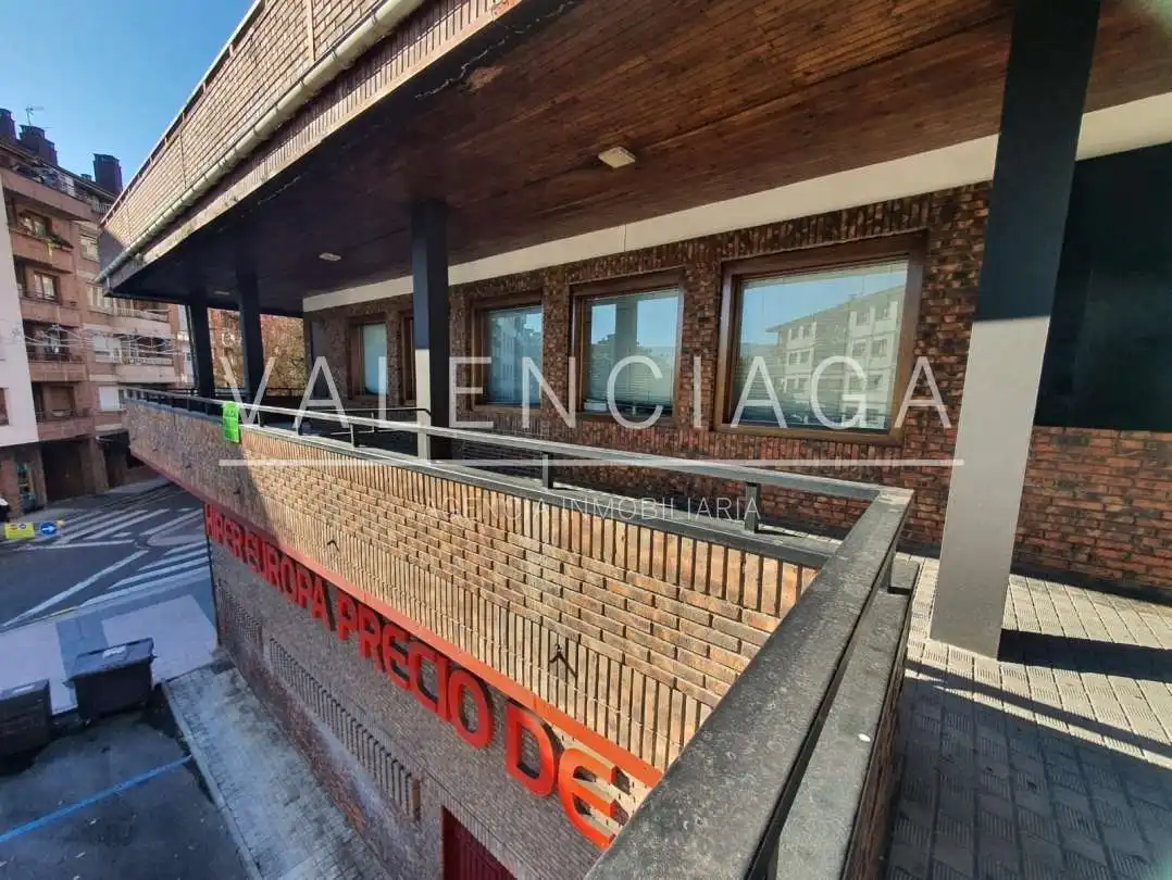 Exterior view of Commercial properties for sale in Beasain  with Air Conditioner