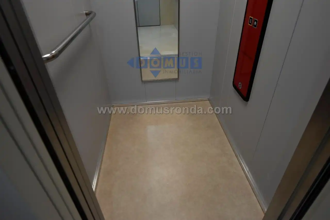 Flat for rent in Ronda  with Air Conditioner and Terrace