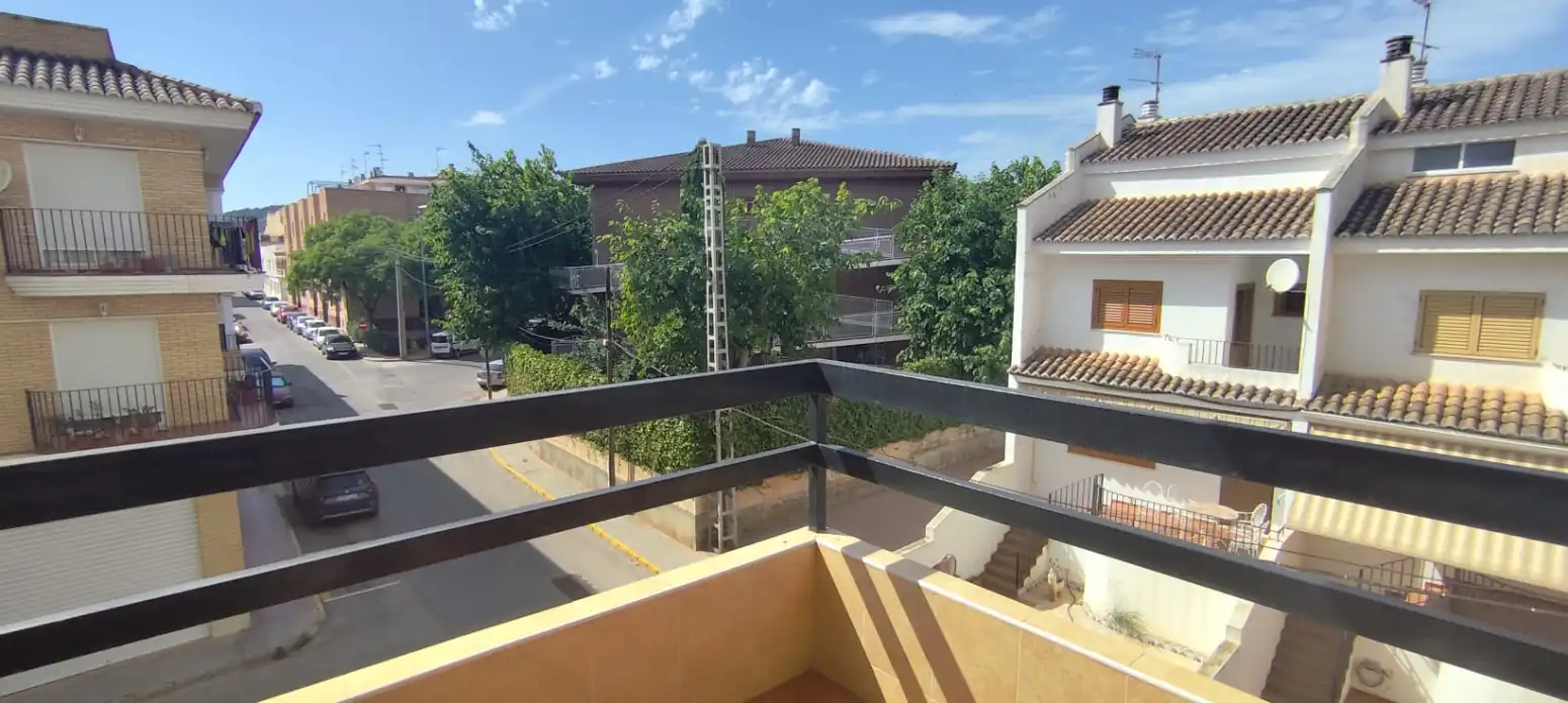 Vista exterior de Pis en venda en Puçol amb Balcó