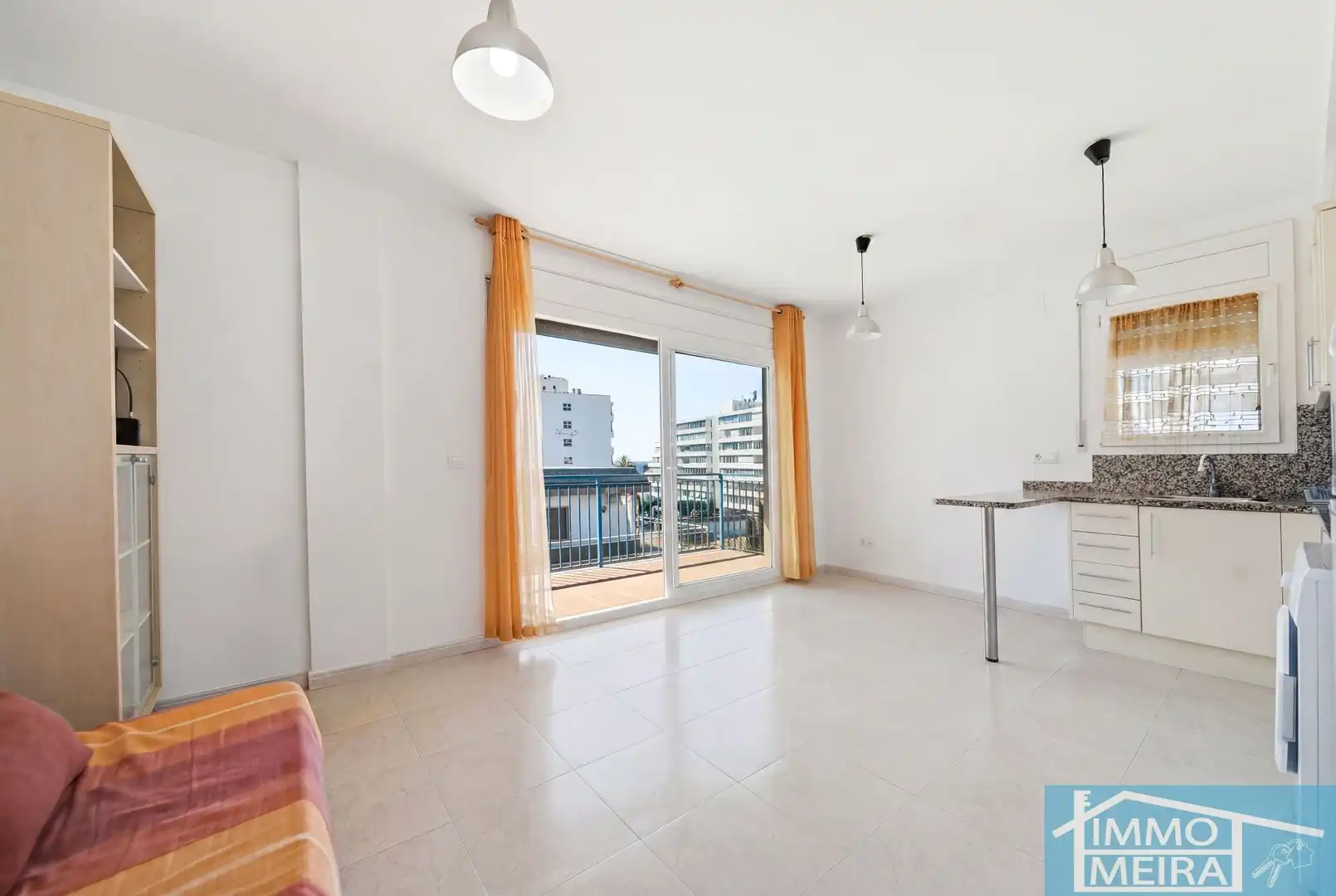 Dormitori de Apartament en venda en Roses amb Calefacció i Terrassa