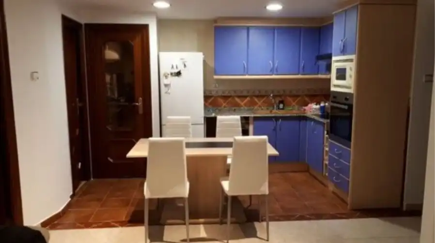 Cocina de Piso en venta en  Valencia Capital con Horno y Balcón