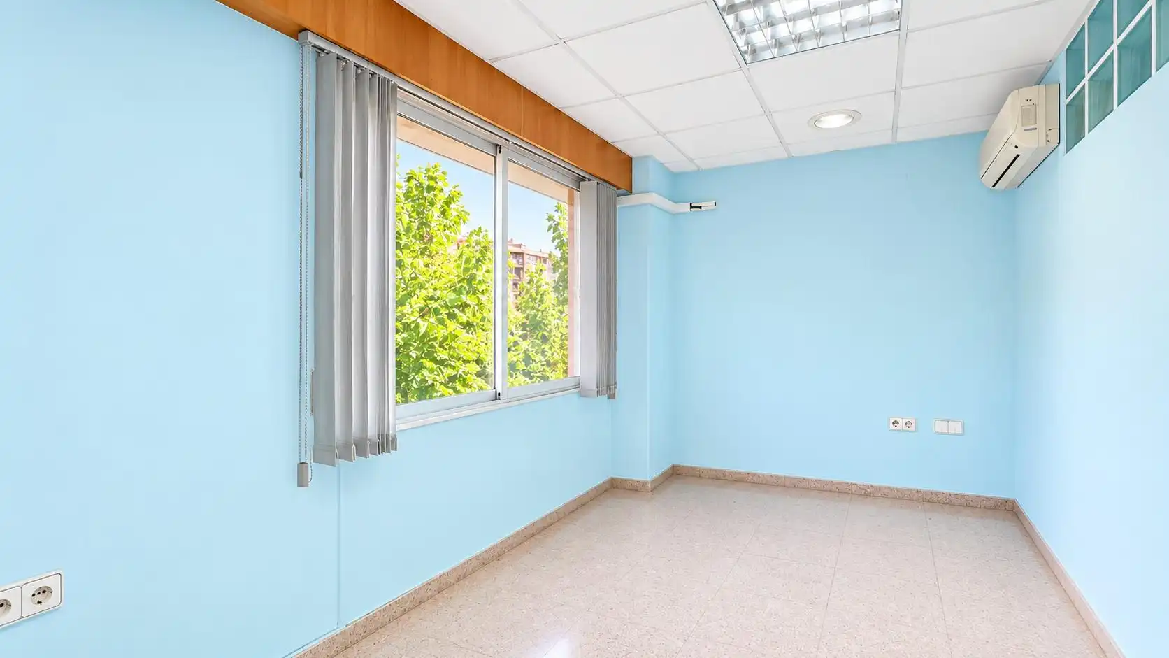 Business premises for sale in Calle LIMON, imagen 20