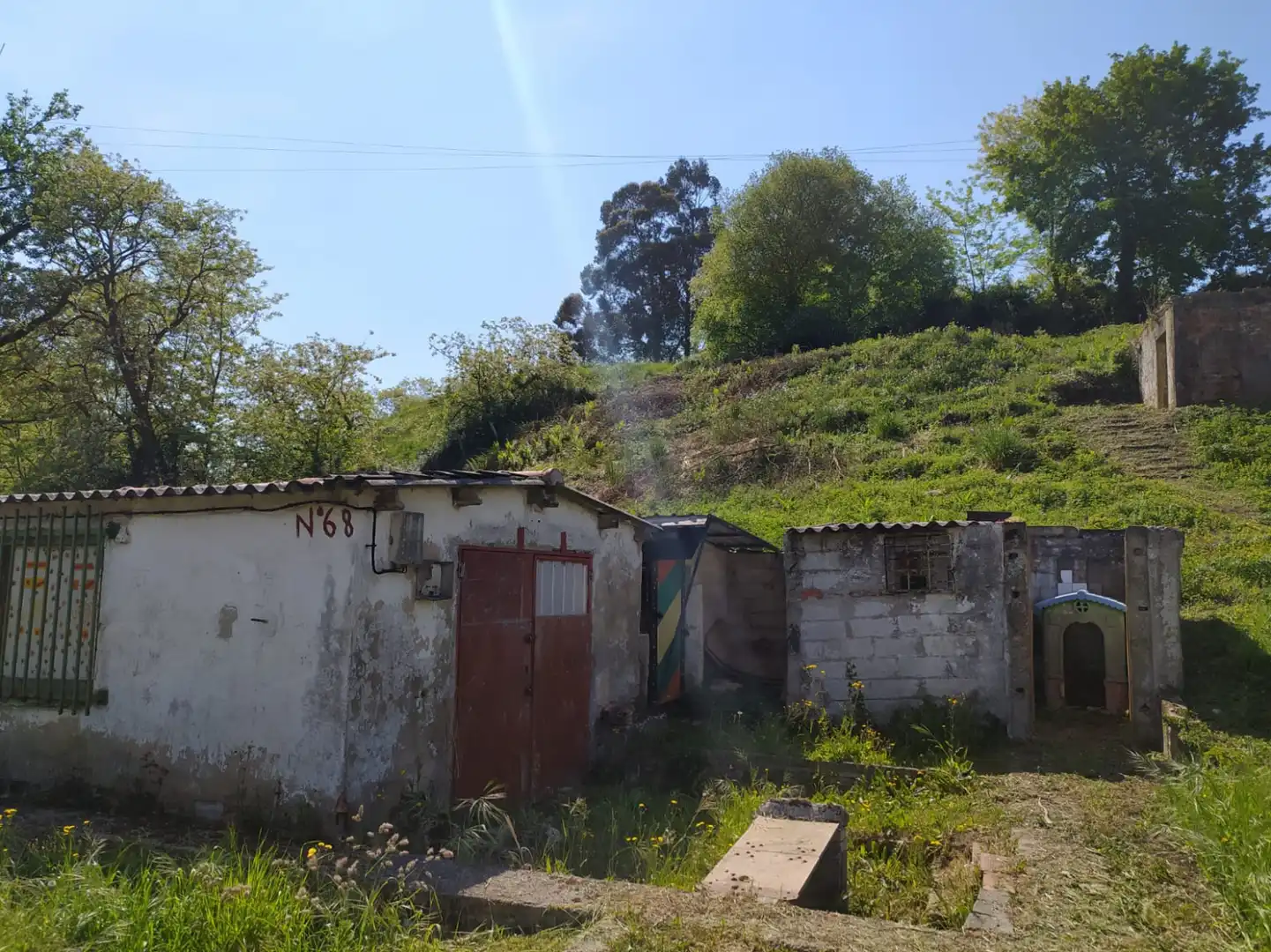 Vista exterior de Terreno en venta en Santillana del Mar