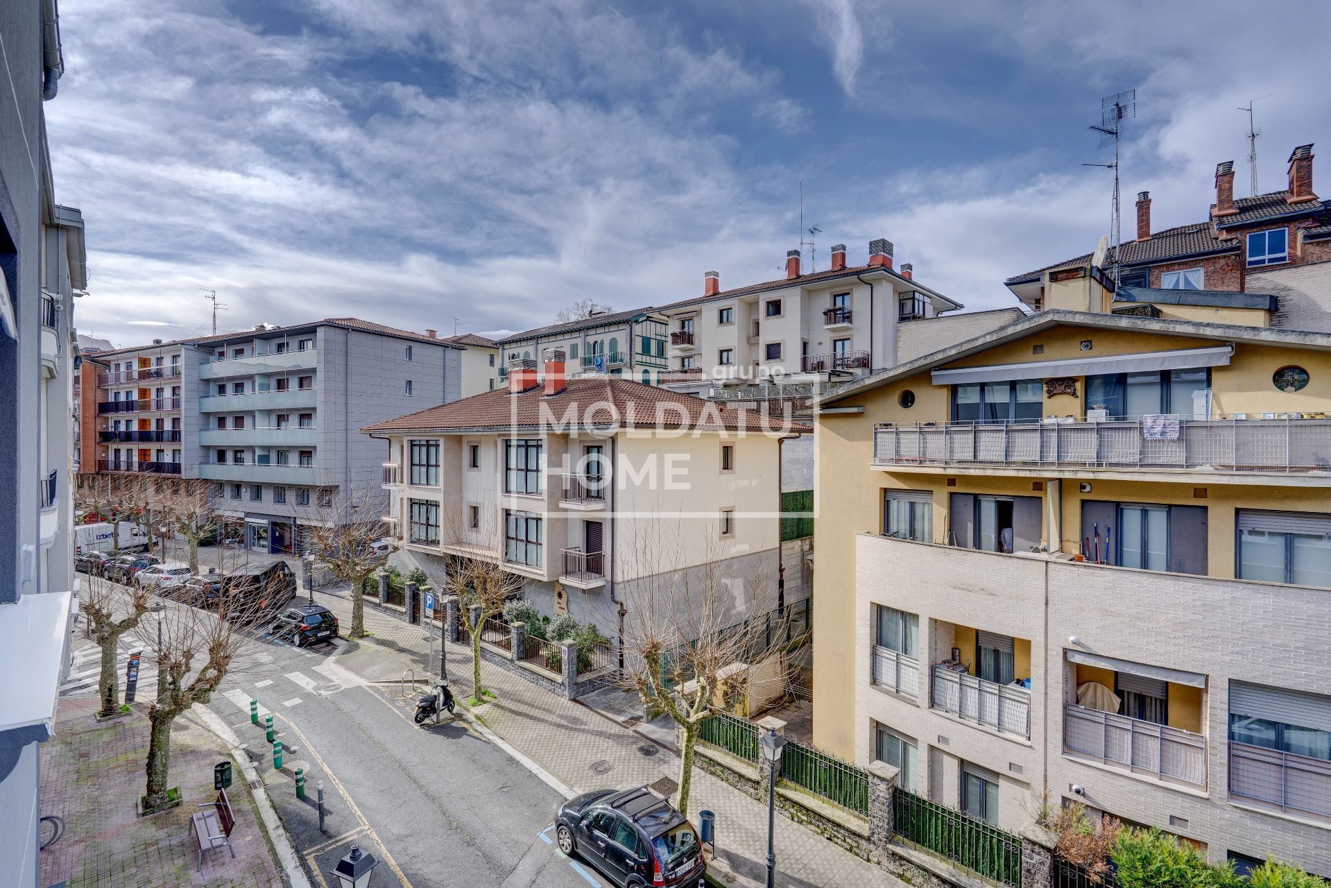 Vista exterior de Piso en venta en Irun  con Aire acondicionado, Calefacción y Trastero