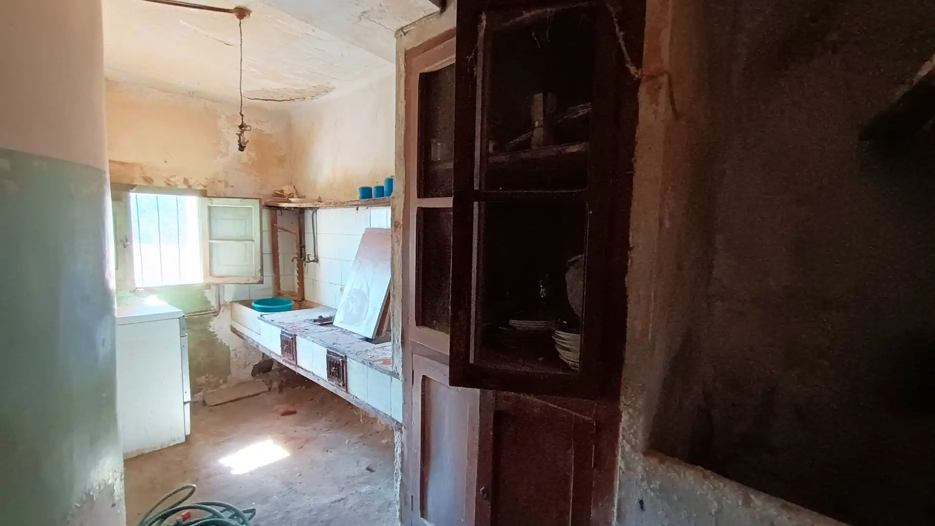 Cuina de Finca rústica en venda en Soriguera amb Balcó