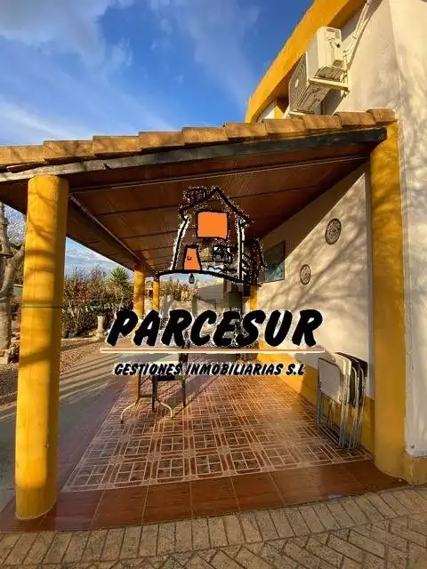 Parking of Houses for sale in Córdoba  with Private garden and Storage room