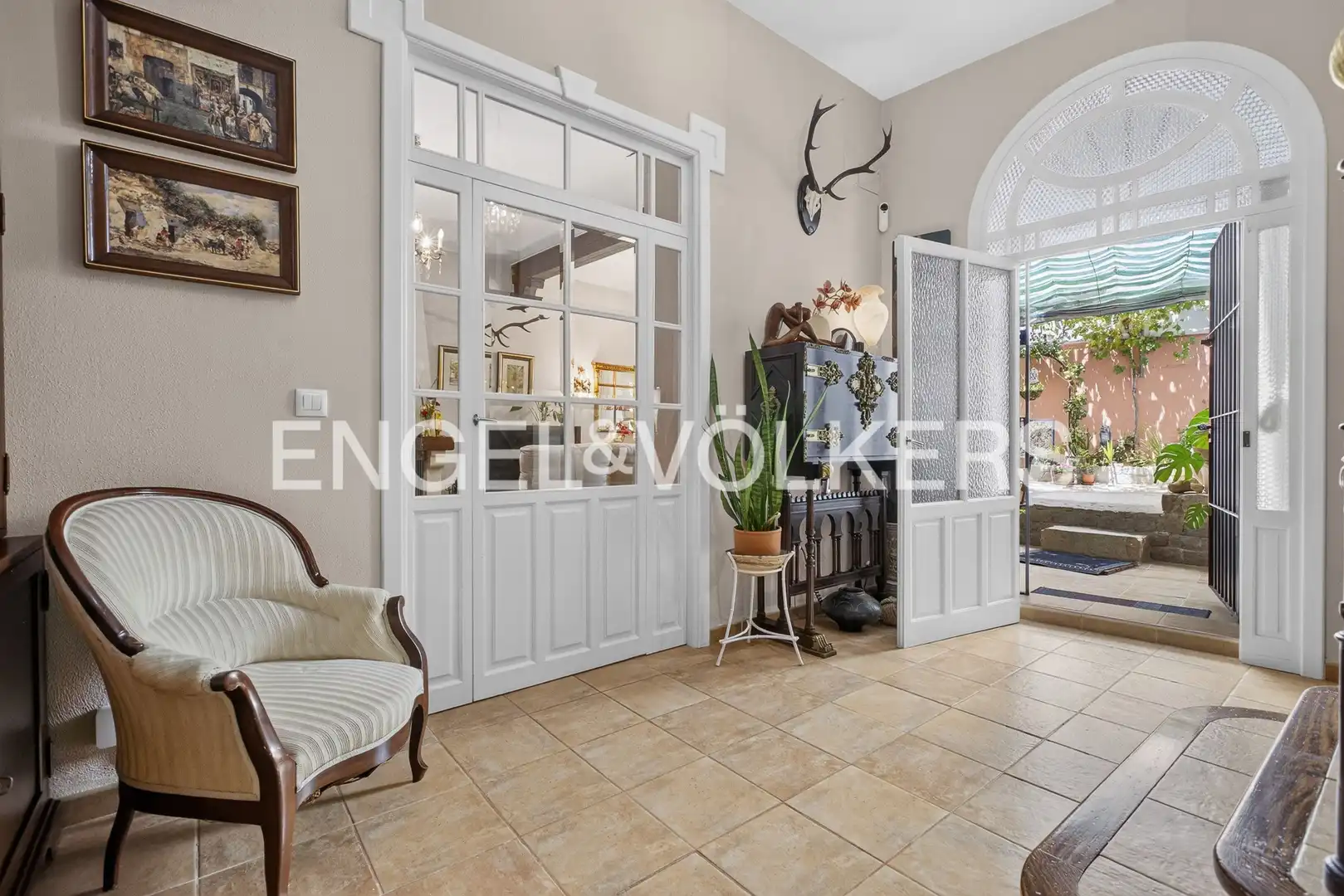 Casa adosada en venta en Gerena con Aire acondicionado y Calefacción
