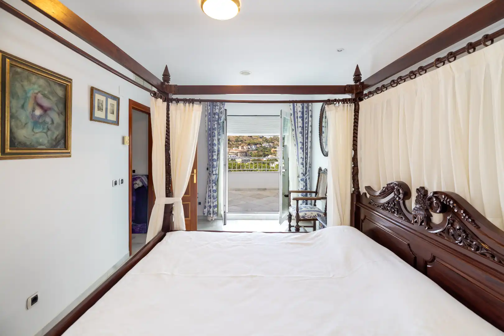 Habitación de Casa adosada en venta en Málaga con Aire acondicionado, Calefacción y Jardín privado