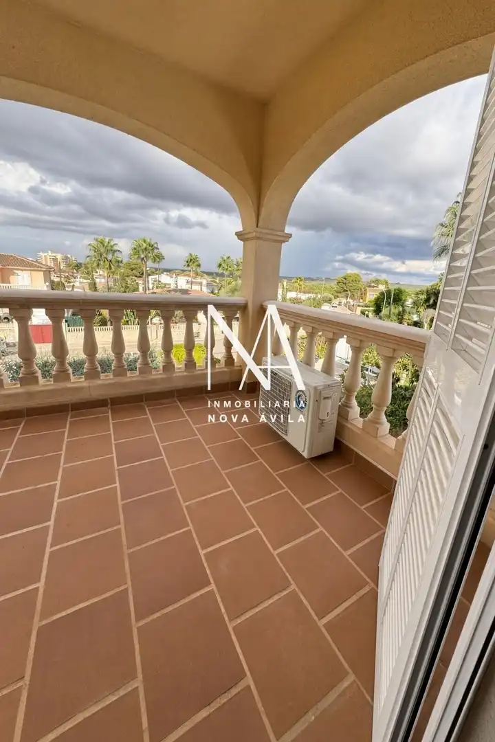 Semi-detached house with pool for sale in Ses Palmeres, imagen 79