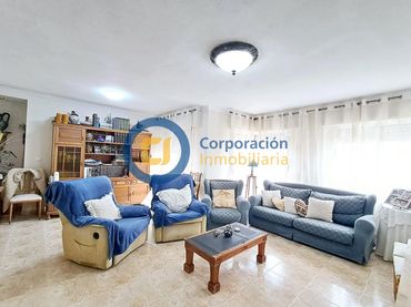 Flat with balcony for sale in Lorca Ciudad