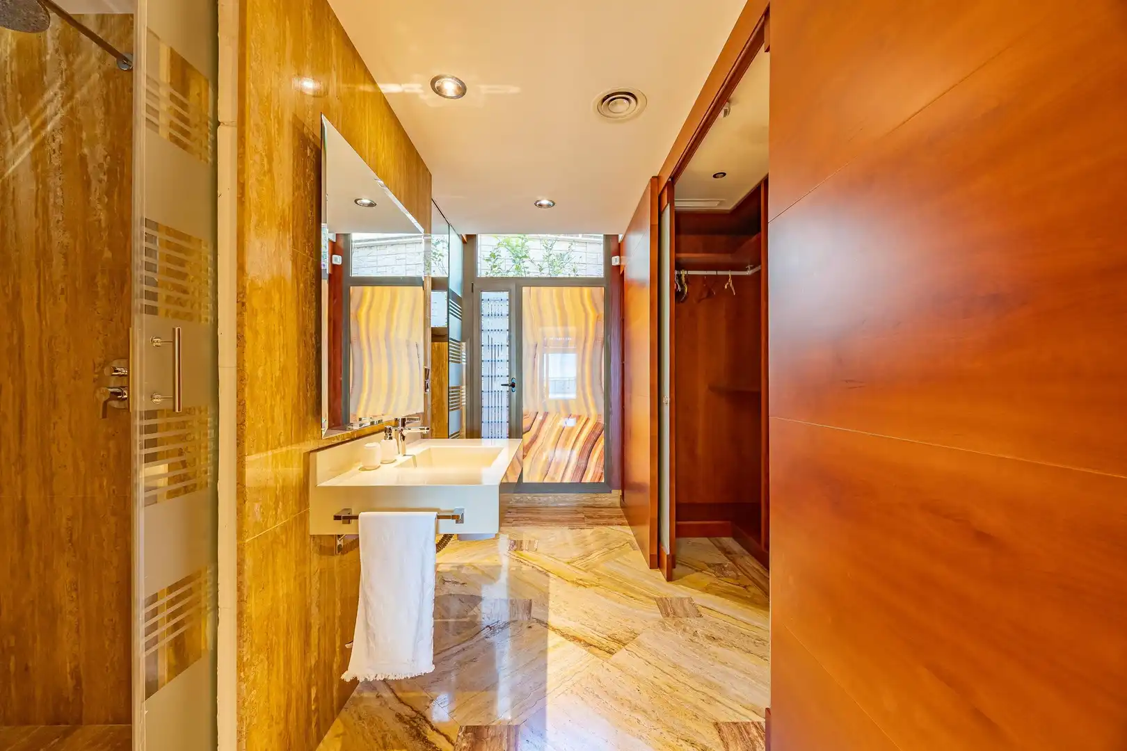 Baño de Casa o chalet en venta en San Bartolomé de Tirajana con Aire acondicionado, Jardín privado y Terraza
