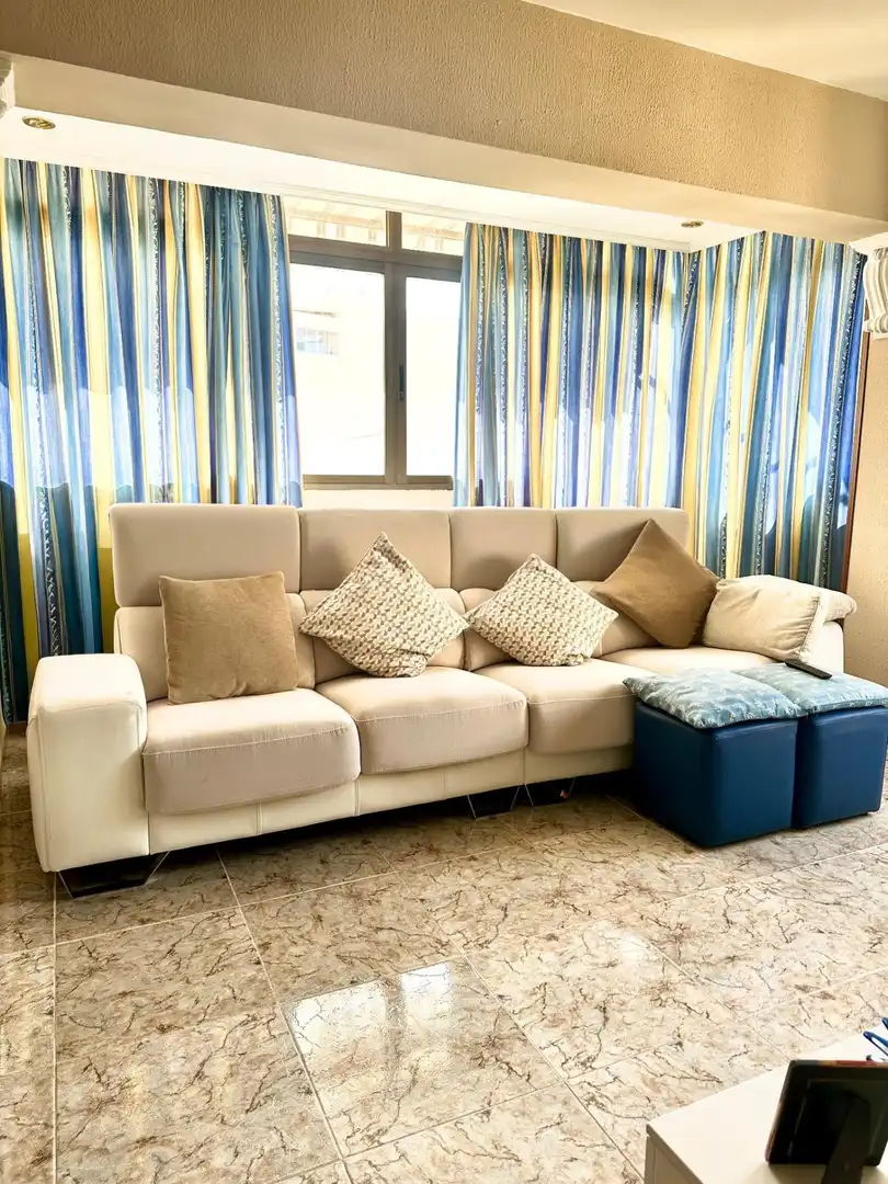 Sala d'estar de Pis en venda en  Palma de Mallorca amb Aire condicionat, Moblat i Balcó