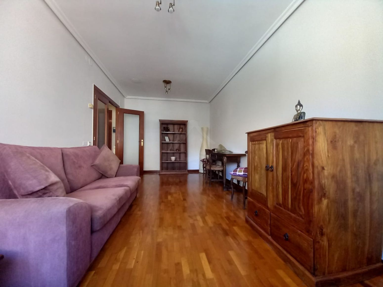 Sala d'estar de Pis en venda en  Logroño amb Calefacció, Parquet i Terrassa