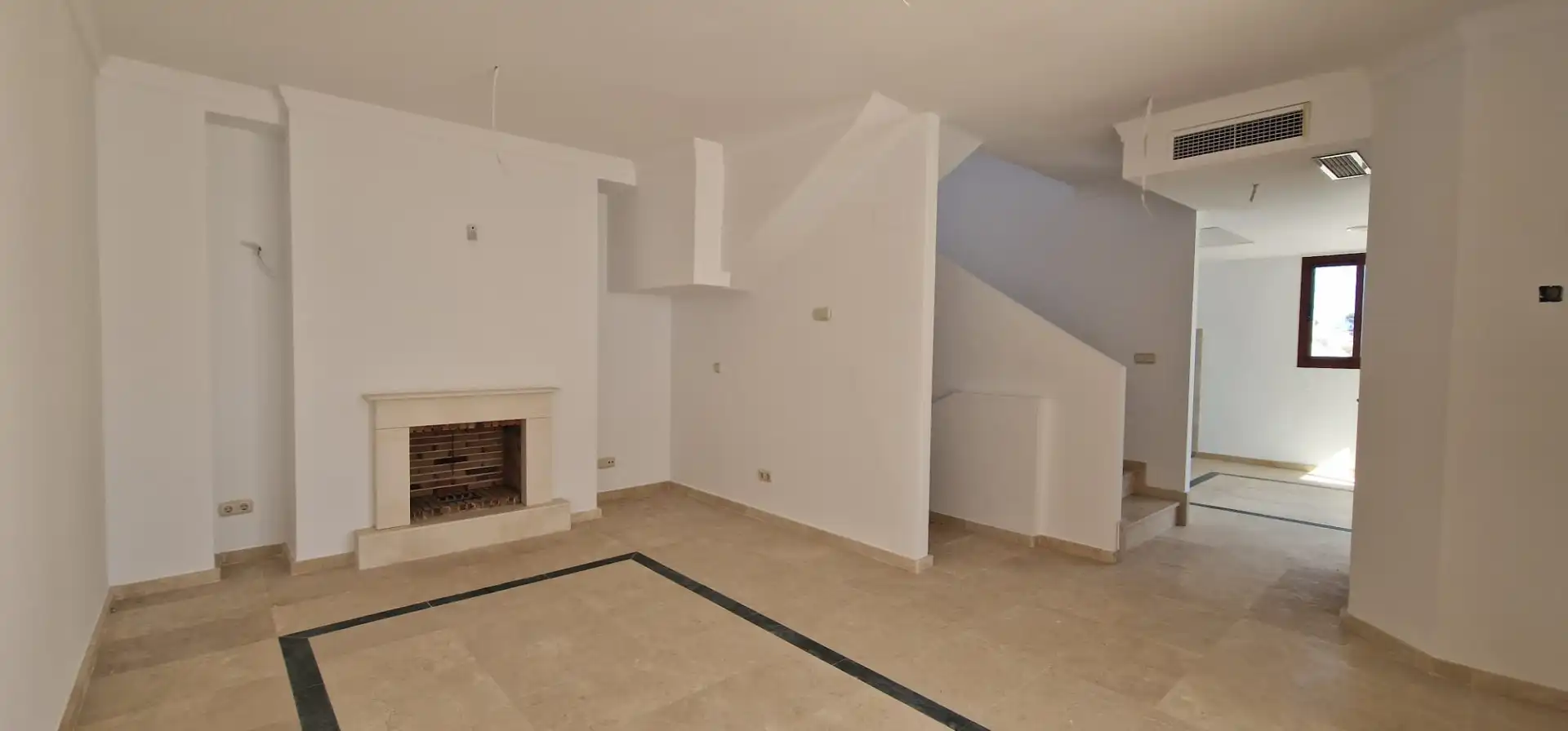House for sale in Urbanización Doña Julia C/Higuera Village 2, imagen 5