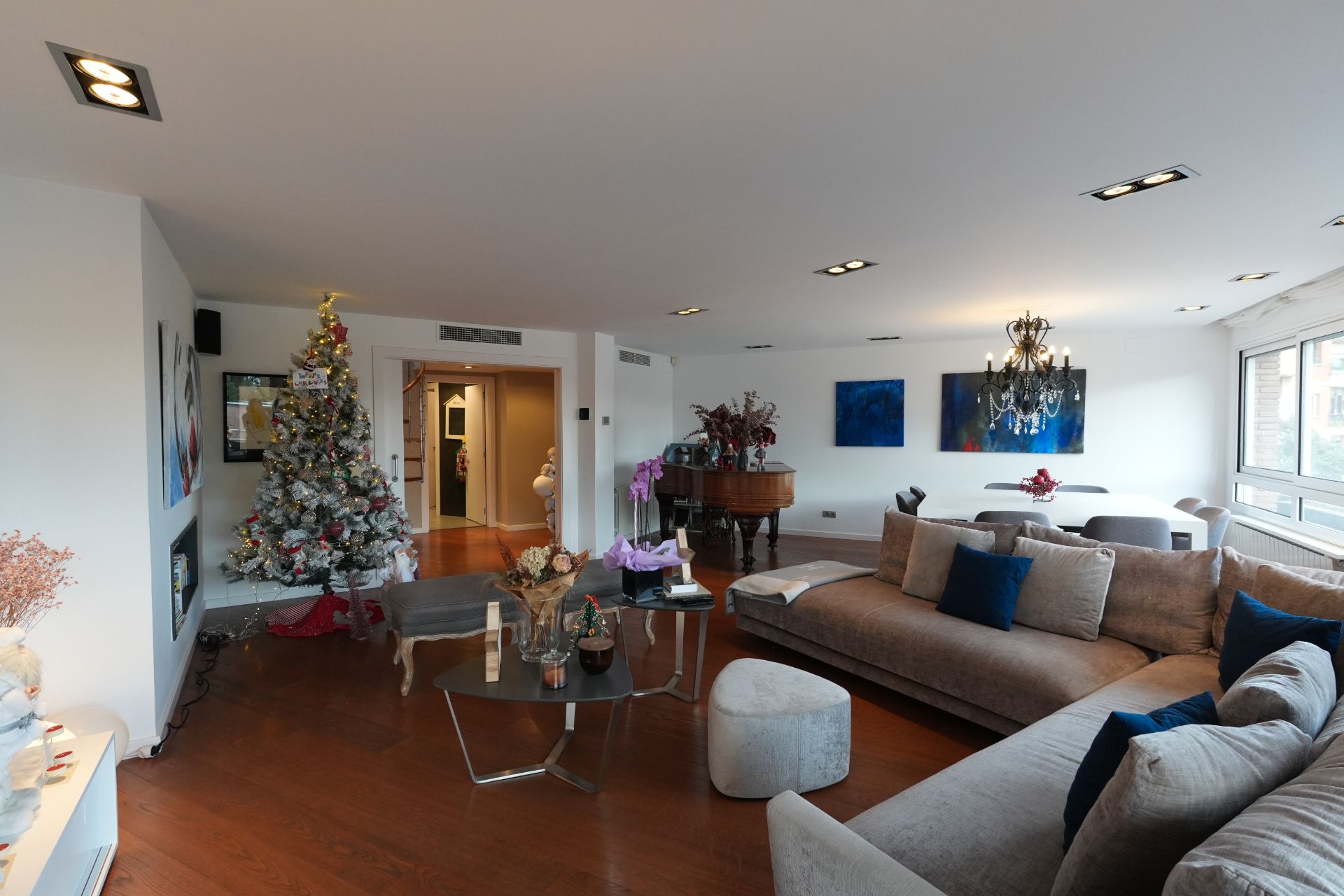 Living room of Attic for sale in  Barcelona Capital  with Air Conditioner, Heating and Private garden