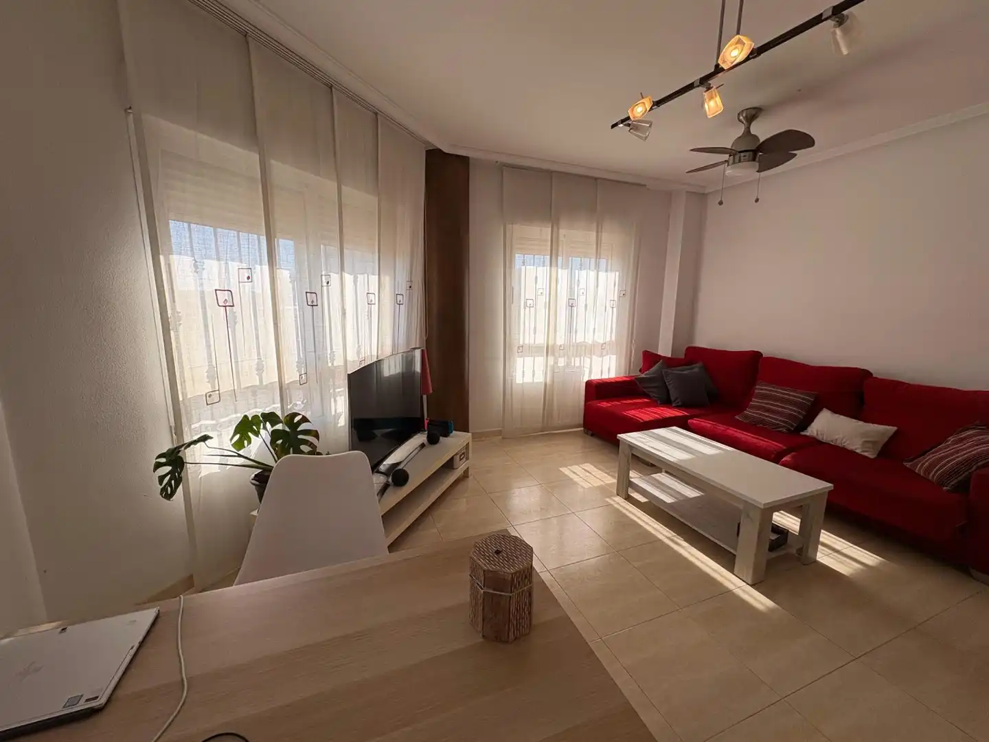 Sala d'estar de Apartament en venda en Almoradí amb Aire condicionat, Traster i Piscina comunitària
