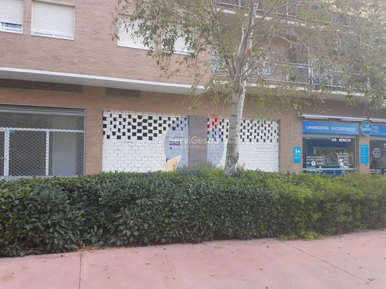 Locale commerciale in affitto a Avenida alcalde pere molas