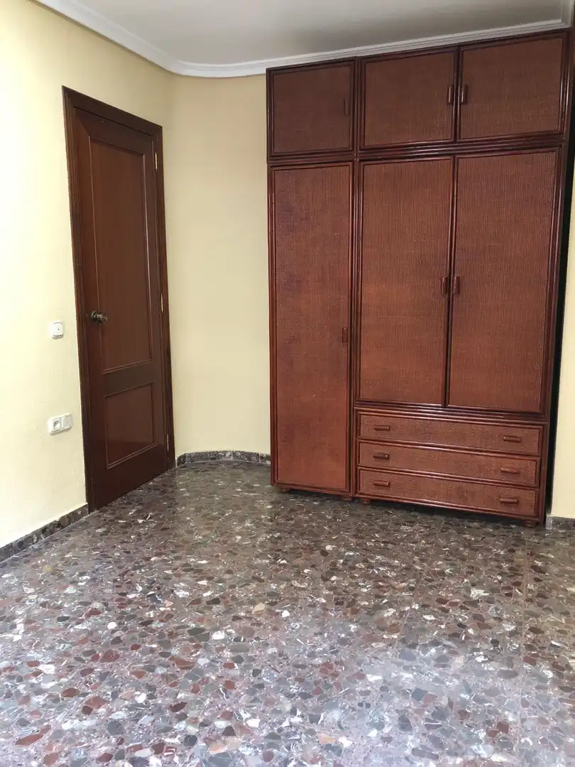 Dormitori de Pis en venda en Mogente / Moixent amb Aire condicionat, Calefacció i Traster